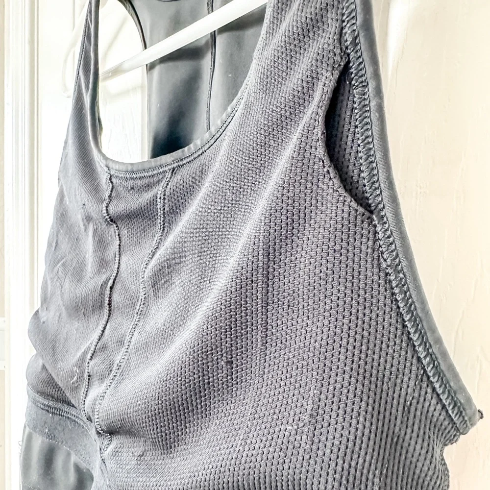 Athleta Women’s Black Athletic Sports Bra - Size Small